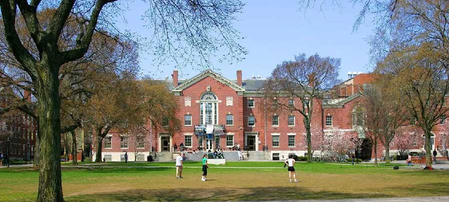 布朗大學.jpg